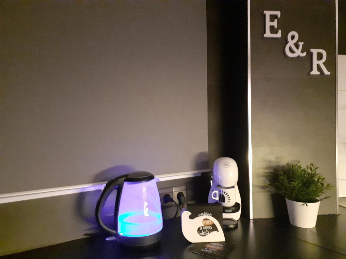 Apartamento E&R Malaga Centro- Parking Gratis Buitenkant foto